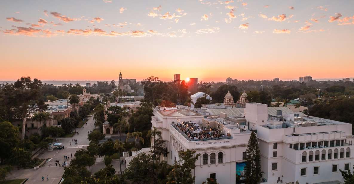 San Diego: Nighttime at the San Diego Natural History Museum - Exhibitions and Programs at Night
