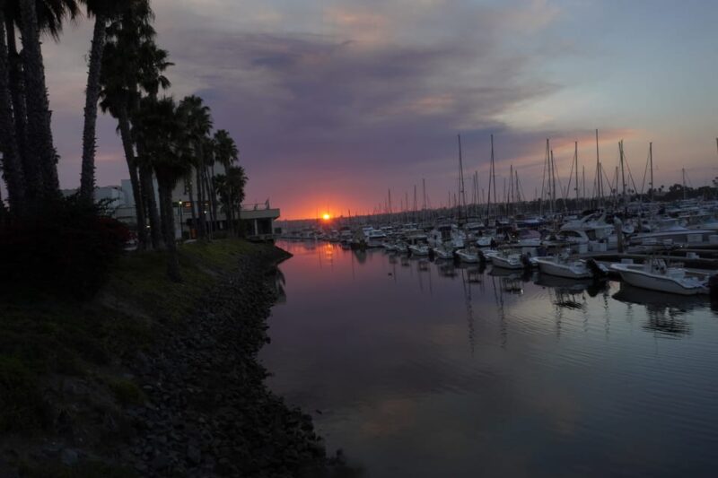 San Diego: Sunset Sail - Intimate Group Experience