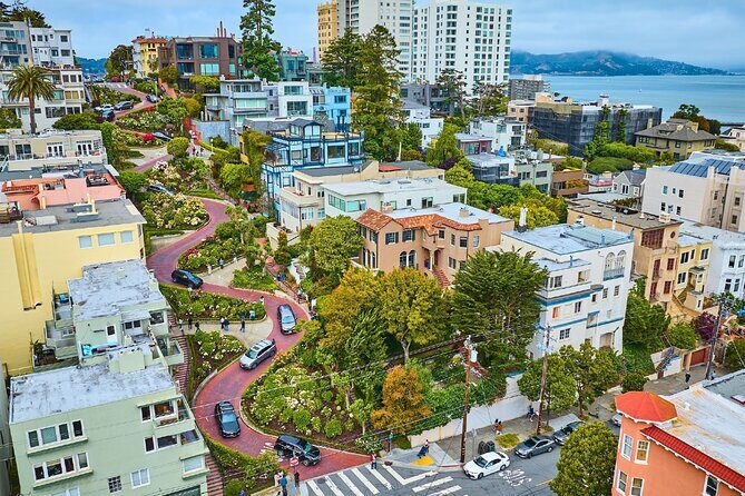 San Francisco Audio Guided Walking Tour 3h15 and 22 reviews - An In-Depth Look at the Itinerary and Experience