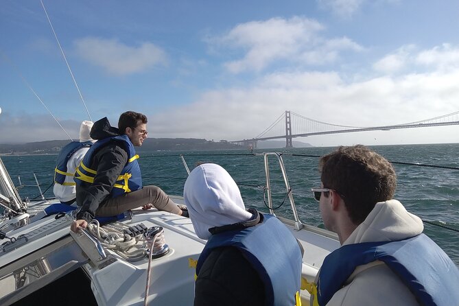 San Francisco Bay 2-Hour Sailing Adventure From Sausalito - Marin Headlands and San Francisco Skyline