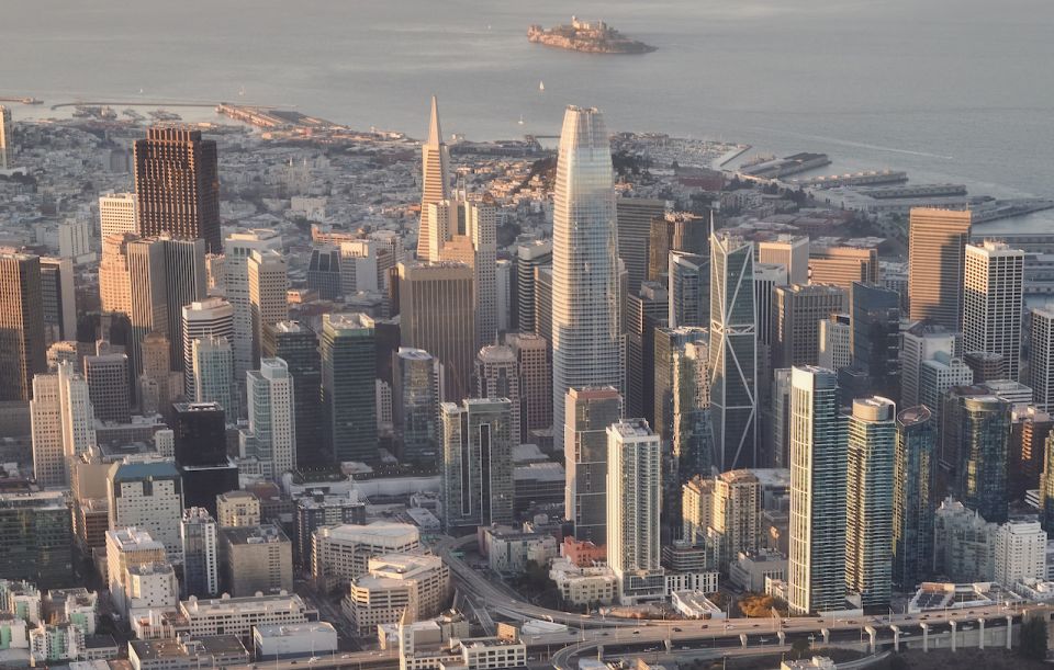 San Francisco Bay Flight Over the Golden Gate Bridge - Experience Description