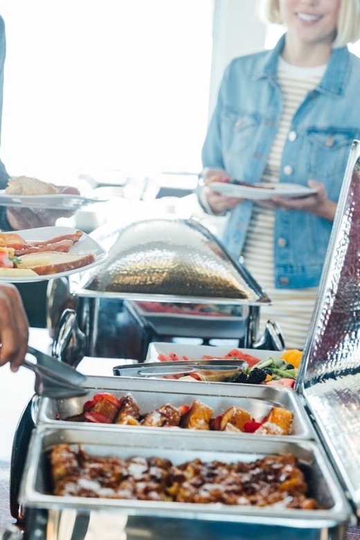 San Francisco: Christmas Day Buffet Brunch or Dinner Cruise - Culinary Offerings