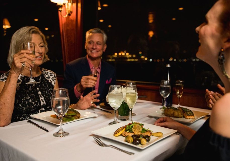 San Francisco: Christmas Day Buffet Brunch or Dinner Cruise - Scenic Vistas