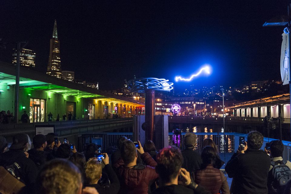 San Francisco: Exploratorium After Dark Entry Ticket (18+) - Key Points