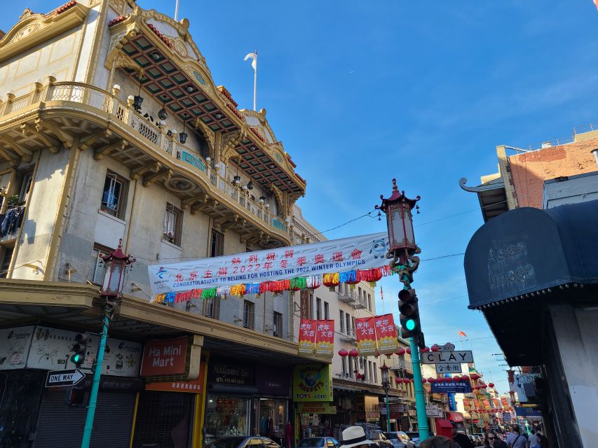 San Francisco: Food Walking Tour of Chinatown & North Beach - Exploring The Godfathers Setting