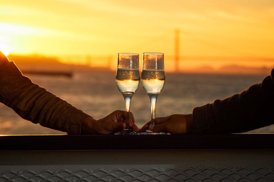 San Francisco: Golden Gate Bridge and Bay Sunset Cruise - Highlights