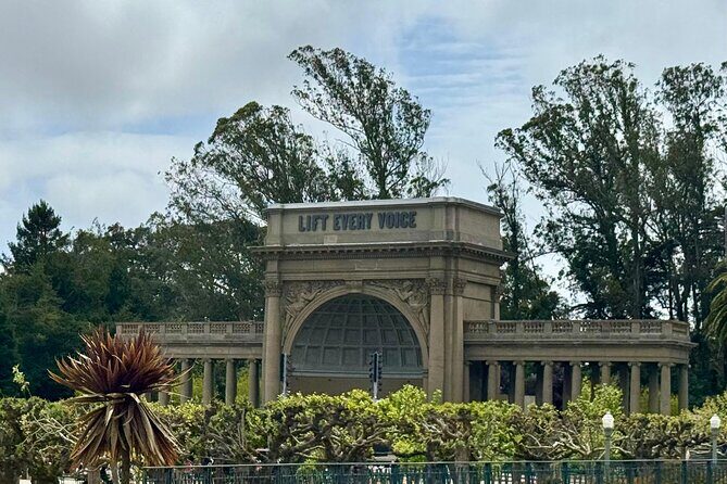 San Francisco Private City Tour in New EV Volkswagen Van - Who Will Love This Tour?