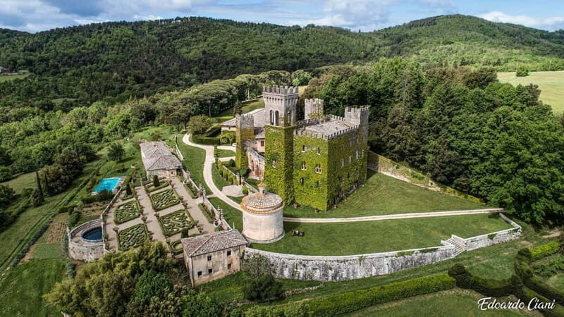 San Gimignano: Drone Tour video in tuscany - Key Points
