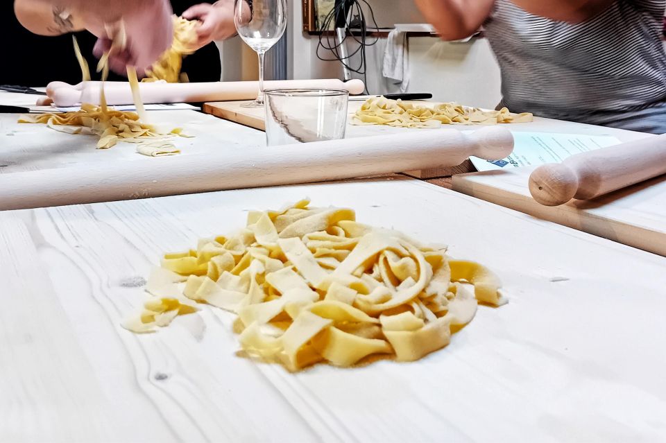 San Gimignano: Hands in Dough Cooking Class With Lunch - Hands-on Cooking Lesson