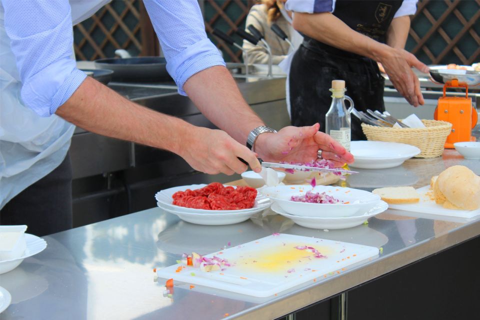 San Gimignano Outdoor Cooking Class & Wine Tasting in Winery - Key Points