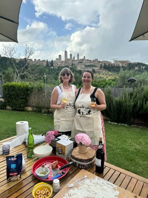 San Gimignano: Pasta-Making Class with Aperitif - A Closer Look at the Experience