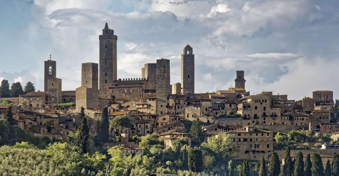San Gimignano Private Walking Tour - Romanesque and Gothic Architecture