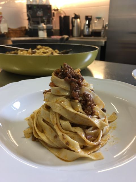 San Gimignano: Tuscan Cooking Class - Class Schedule and Availability