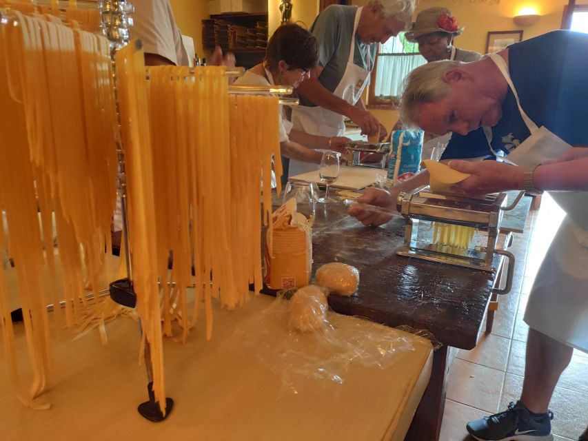 San Gimignano: Tuscan Cooking Class - Inclusions in the Package