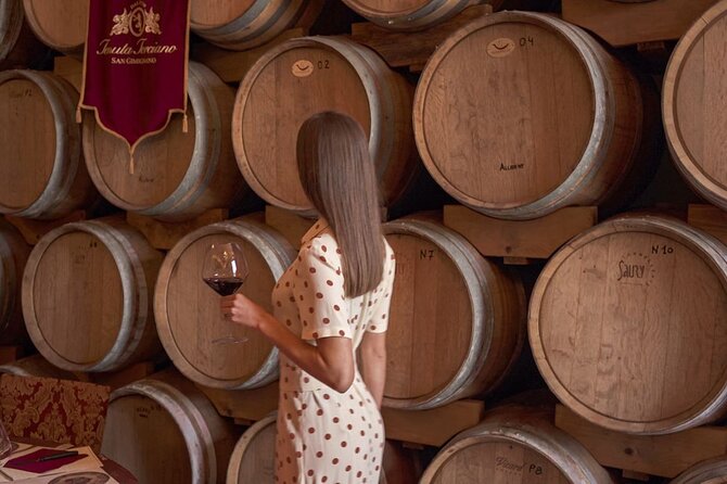 San Gimignano Wine Tour and Tuscan Appetizer for Small Group - The Sum Up