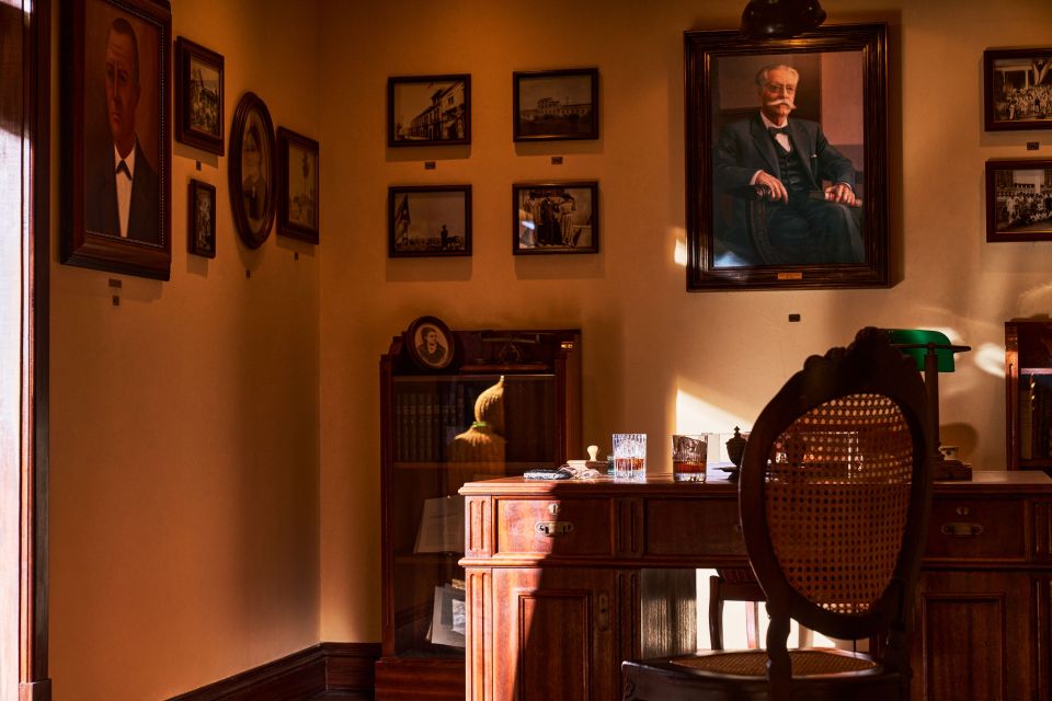 San Juan: Casa Bacardi Distillery Tour - Mixology Class