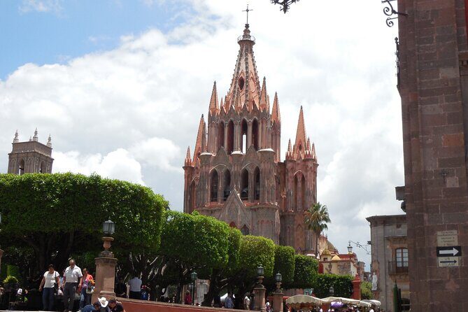 San Miguel de Allende and Queretaro Private Guided Day Tour - Key Points