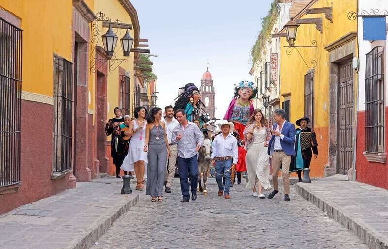 San Miguel De Allende: Downtown Landmarks Walking Tour - A Closer Look at the Itinerary
