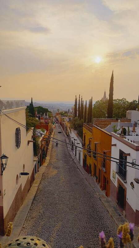 SAN MIGUEL SUNSET WALKING TOUR - Key Points