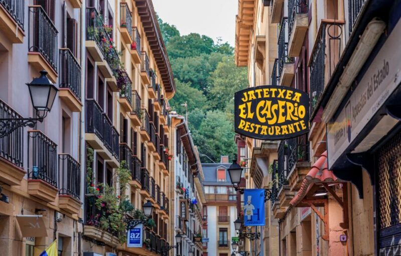 San Sebastian: City Highlights Guided Walking Tour - An In-Depth Look at the Tour