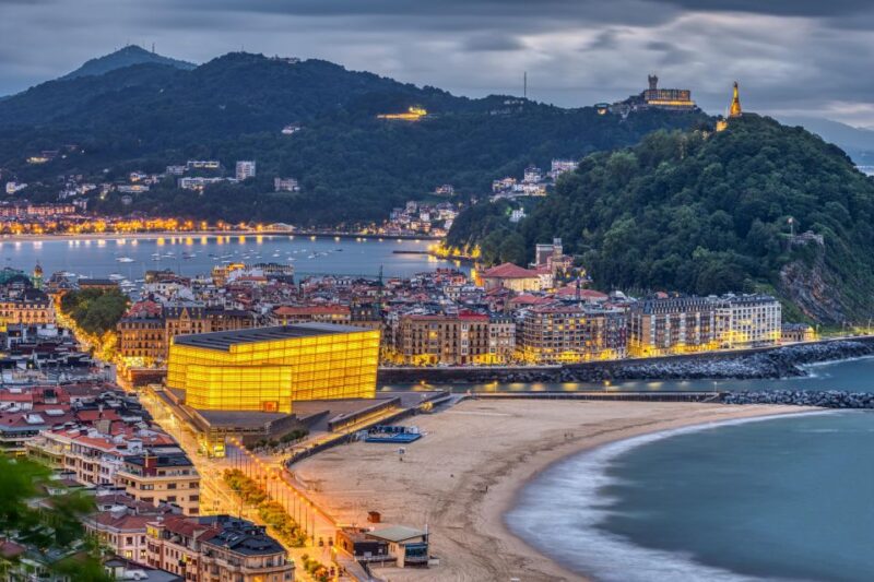San Sebastian: City Highlights Guided Walking Tour - Accessibility and Group Size