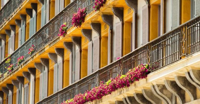 San Sebastián: City Tour With Pintxos and Wine - Booking Information