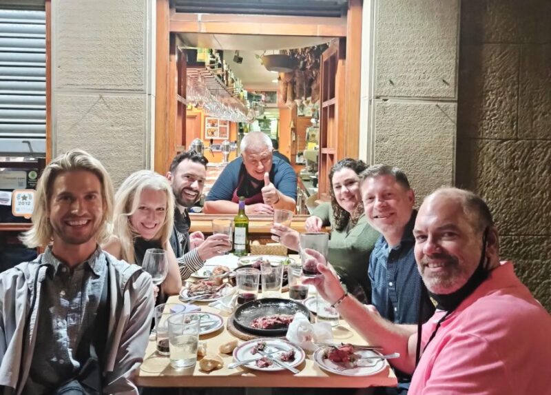 San Sebastian: Guided Txikiteo Experience - Basque Cultural Immersion