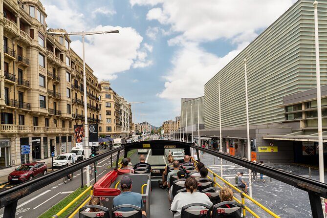 San Sebastian Hop On Hop Off Sightseeing Tour - Who Is This Tour Best For?