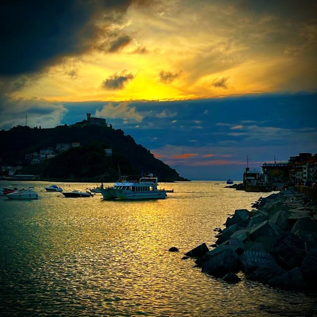 San Sebastian: Panoramic Catamaran Tour of the Bay and Coast - Practical Details and Tips