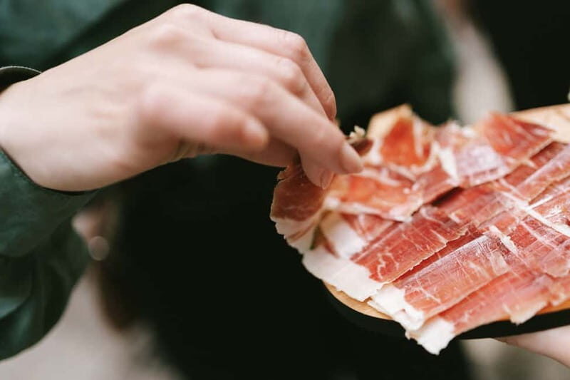 San Sebastian: Pintxos and Wine Tour - Exploring the San Sebastián Pintxos and Wine Tour in Detail