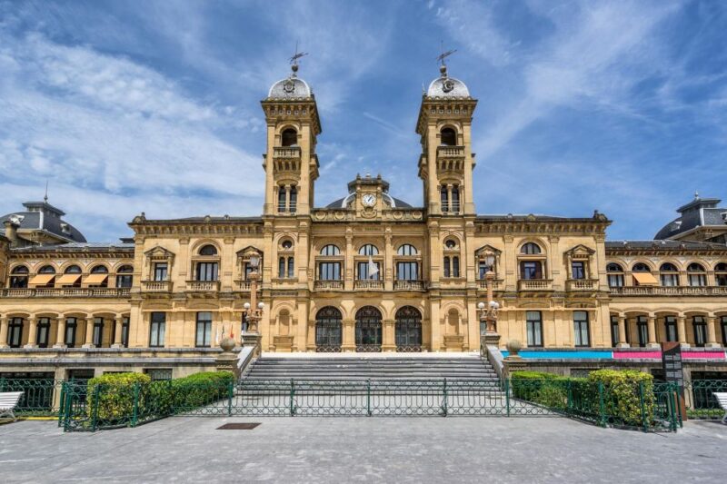 San Sebastian: Private Walking Tour With Pintxo and Drink - Customer Experience