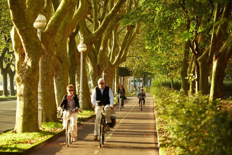San Sebastian: Small Group Bike Tour - Inclusions and Exclusions