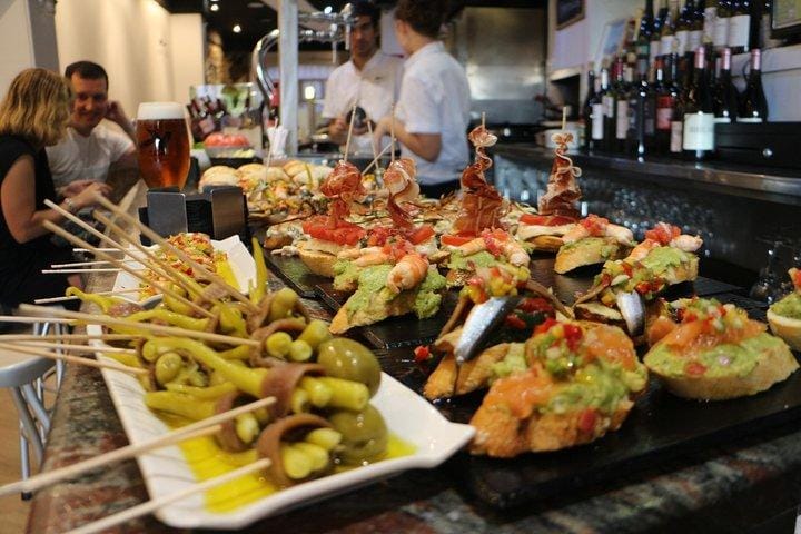 San Sebastián Walking Dinner Tour With Basque Bites - Pintxos: Basque-Style Tapas