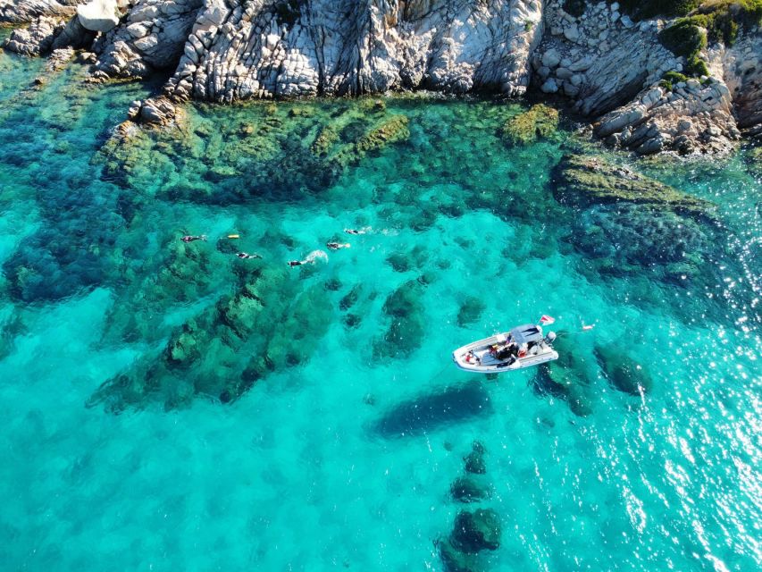 San Teodoro: Snorkeling in Molara - Onboard Refreshments and Amenities