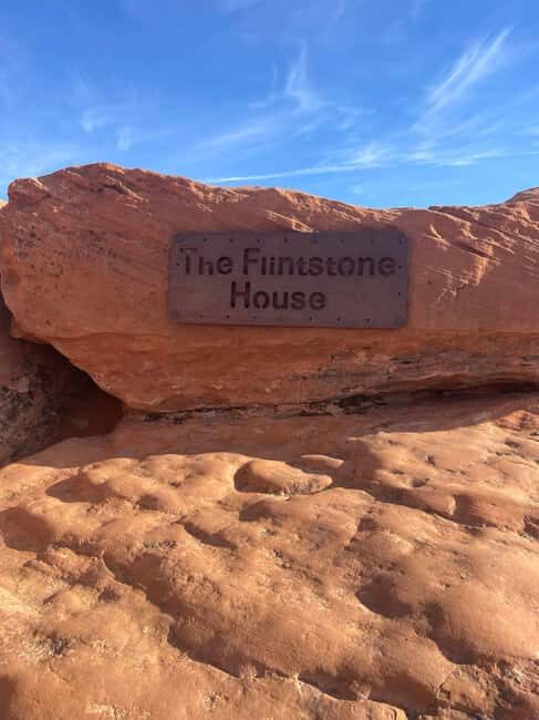 Sand Hollow: Hummer Tour with Rock Crawling & Sand Dunes - The Experience in Detail