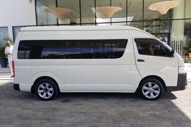 Sangster International Airport to Negril Footprintson Transfer - FAQ