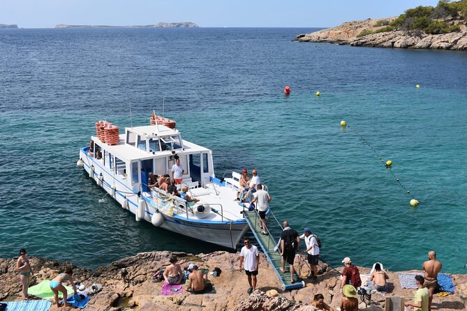 Sant Antoni-Cala Salada & Saladeta - Location and Accessibility