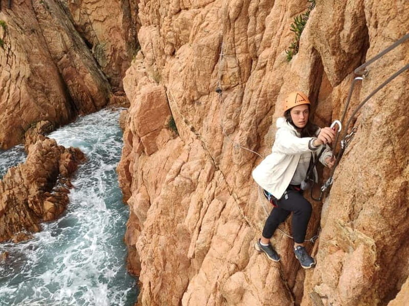 Sant Feliu de Guíxols: Guided tour of the Cala del Molí Via Ferrata - Key Points