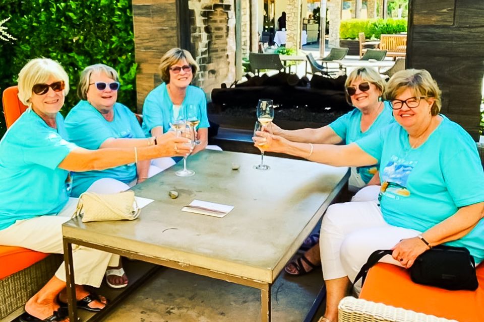 Santa Barbara: Sparkling Wine Walking Tour - Tasting Sparkling Wine Specialties