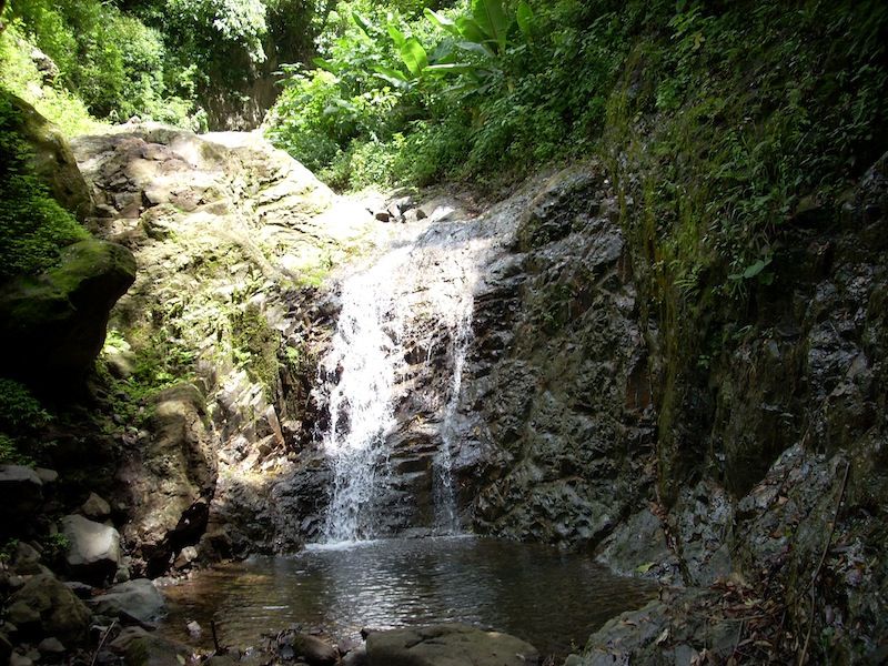 Santa Cruz: Hidden Waterfalls & Secret Paradise Hike - Scenic Features to Expect