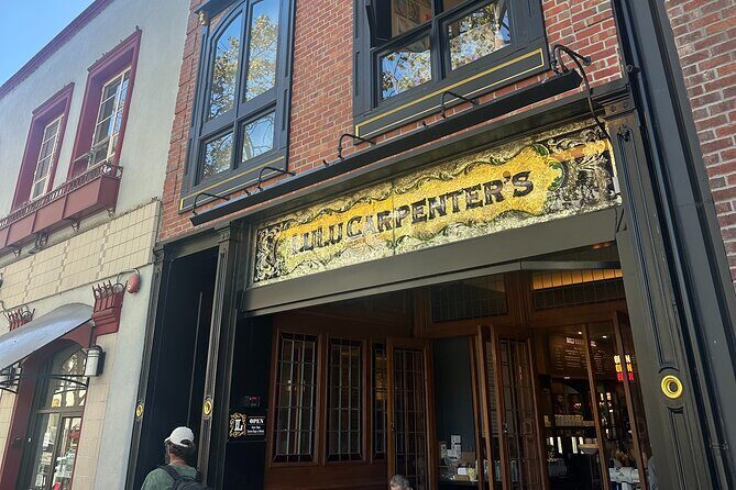 Santa Cruz Walking Tour: Discover Downtown & Mission Hill - Key Points