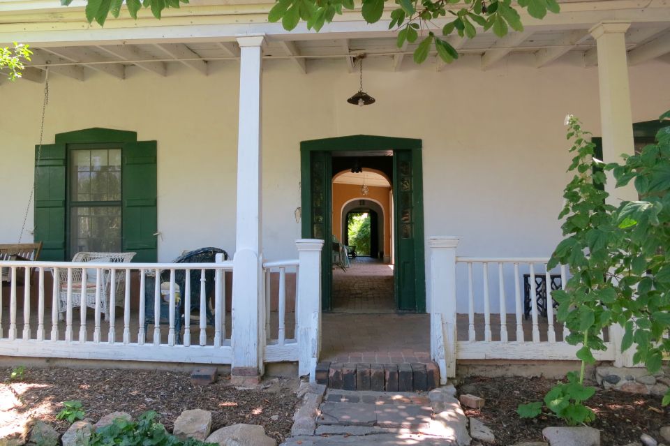 Santa Fe: Canyon Road Arts District Walking Tour - Exploring the Unique Art