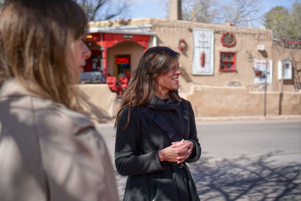 Santa Fe: Canyon Road Arts District Walking Tour - Analyzing and Interpreting Art
