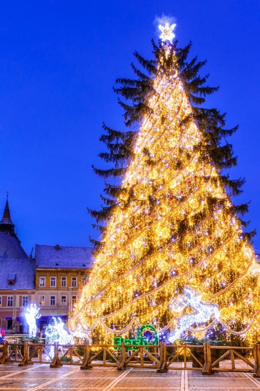Santa Fe's Enchanted Christmas Stroll - Magical Christmas Lights and Charm