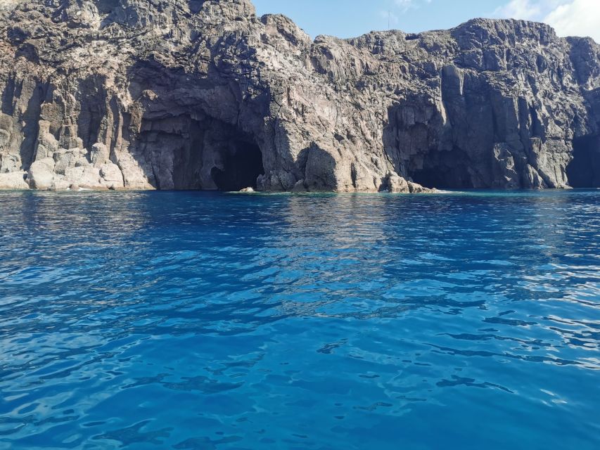 Santantioco of Carloforte: Daily Boat Trip With Snorkeling - Discovering the Beautiful Islands
