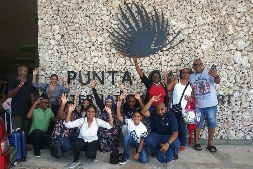 Santiago Airport: One-Way or Round Trip Airport Transfer - Airport Pickup and Dropoff