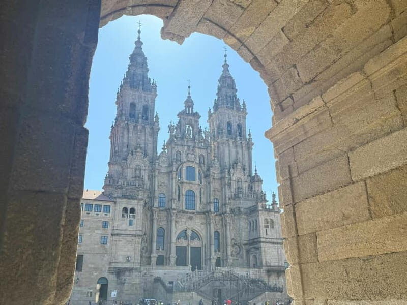 Santiago de Compostela: 4hours tour with everything included - Summary & Who It’s Best For