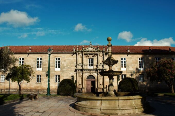 Santiago De Compostela; Private Guided Tour in Two Hours - The History of Santiago De Compostela