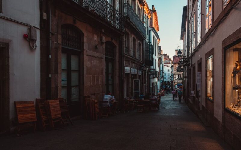 Santiago De Compostela: Private Walking Tour - Highlights