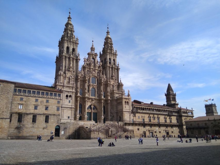 Santiago De Compostela & Valença - Private Tour From Porto - Highlights of the Tour
